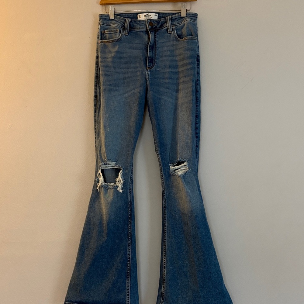 Hollister Curvy High Rise Flare